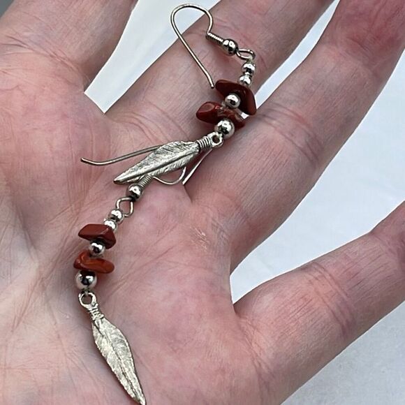 Red Jasper & sterling earrings with feathers - Picture 4 of 7